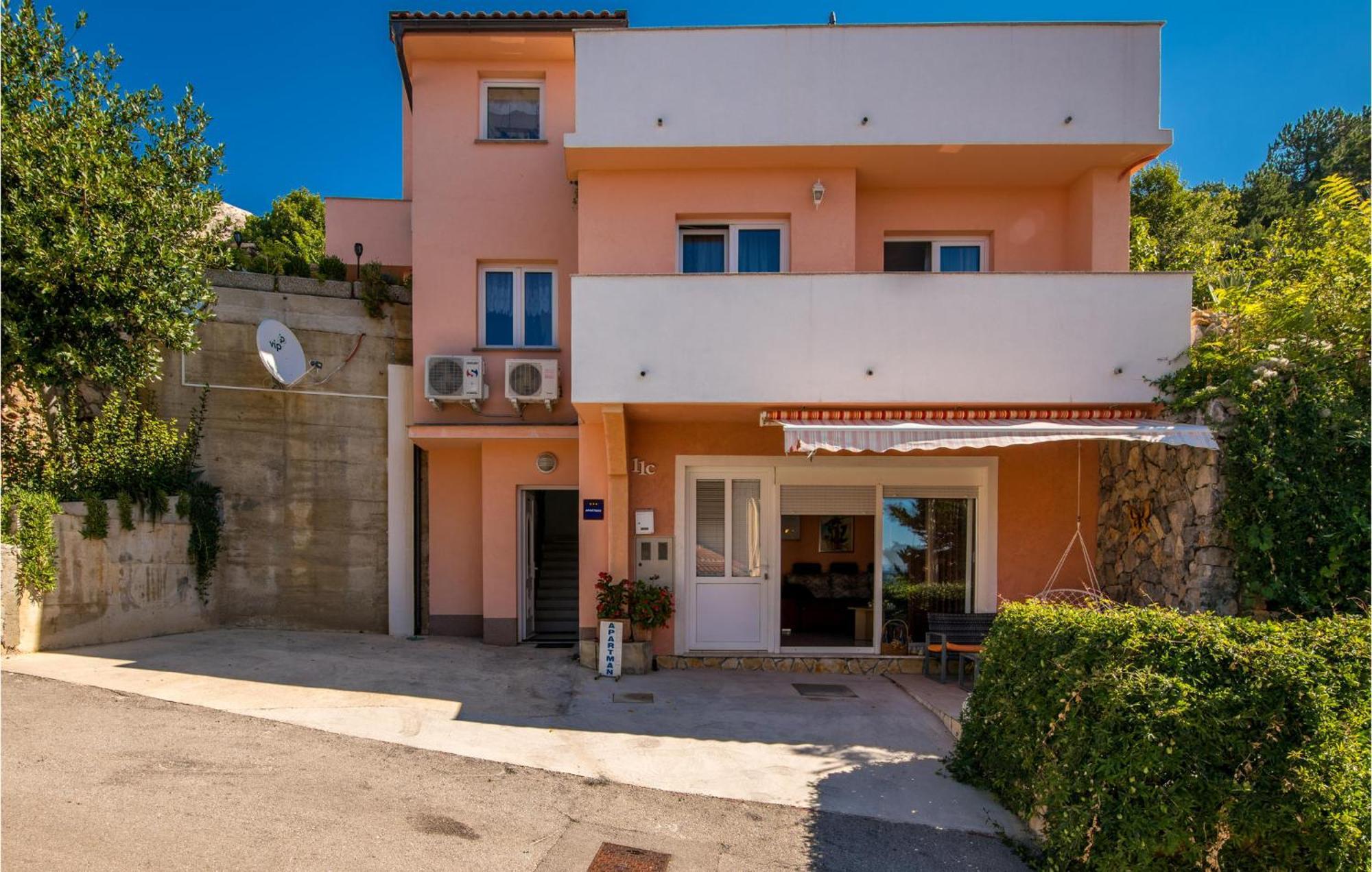 Nice Apartment In Stara Baska With Kitchen Exterior photo